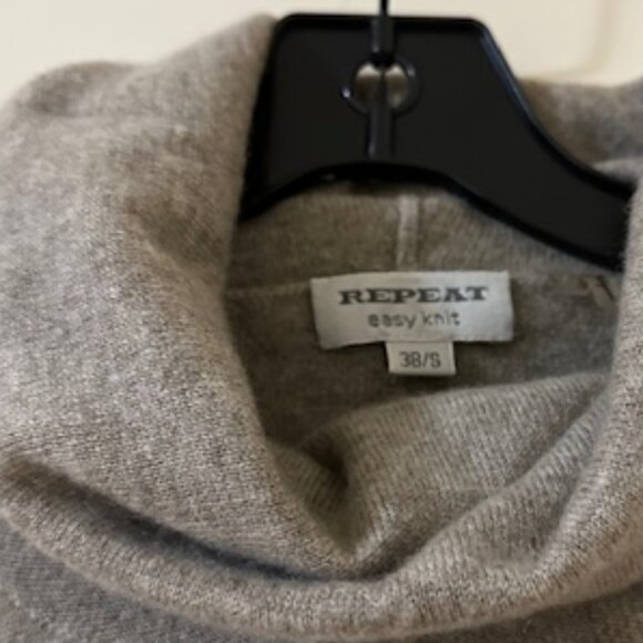 Repeat Cashmere knit sweater - Picture 5 of 10